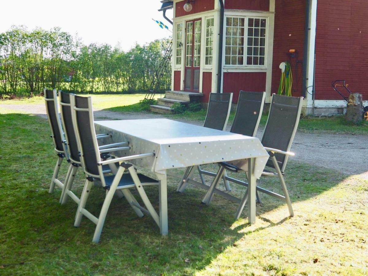 Villa Orsastuguthyrning-Kyrkbyn Exterior foto